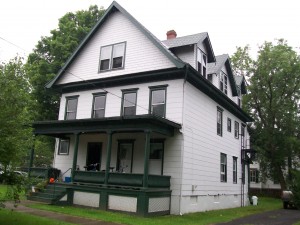 702 N Aurora Exterior