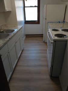 702 N Aur 3rd Floor Kitchen - 4